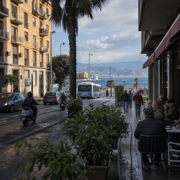 Illustration: Everyday city life in Reggio Calabria